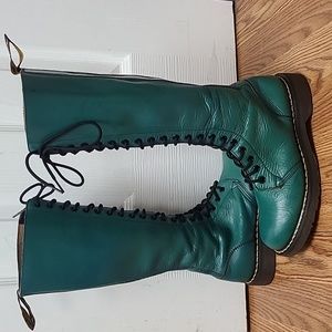 RARE Dr Martens MIE Vintage 20 eye tall boots in Emerald Green